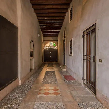 Centro Storico Panoramico Con Wi-fi 公寓 *